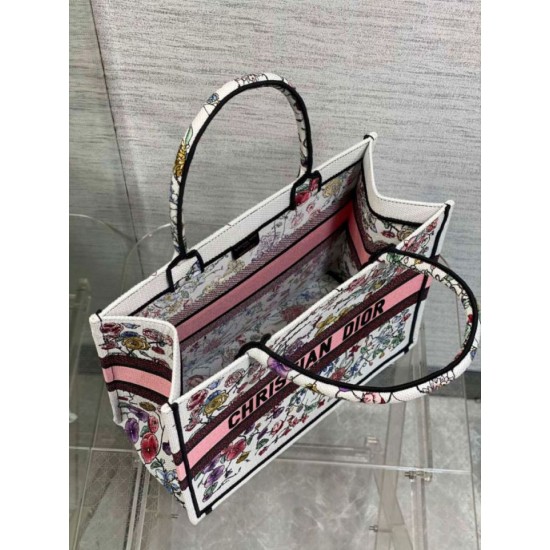 Replica Borsa tote media Dior Book Tote multicolore con ricamo Florilegio bianco Replica Borsa tote media Dior Book Tote multicolore con ricamo Florilegio bianco