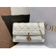Replica Pochette Dior Lady Dior con catena Cannage bianca Replica Pochette Dior Lady Dior con catena Cannage bianca