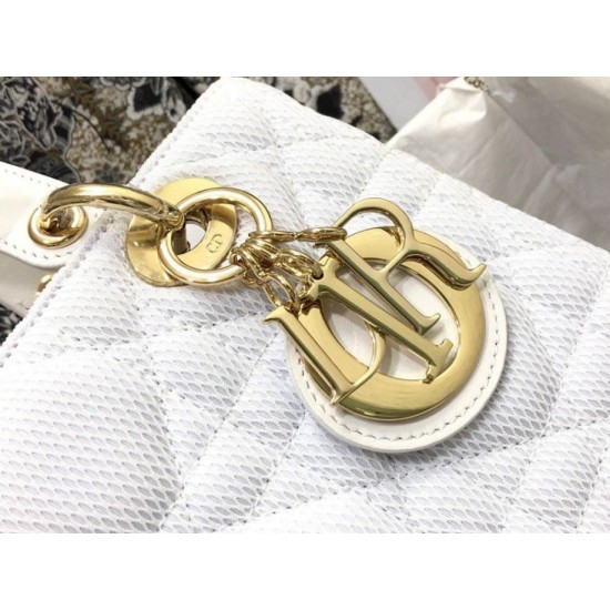 Replica Borsa Dior Medium Lady D-Lite Tessuto Tecnico Macrocannage Bianco Replica Borsa Dior Medium Lady D-Lite Tessuto Tecnico Macrocannage Bianco