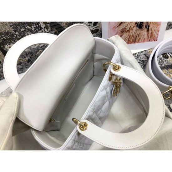 Replica Borsa Dior Medium Lady D-Lite Tessuto Tecnico Macrocannage Bianco Replica Borsa Dior Medium Lady D-Lite Tessuto Tecnico Macrocannage Bianco