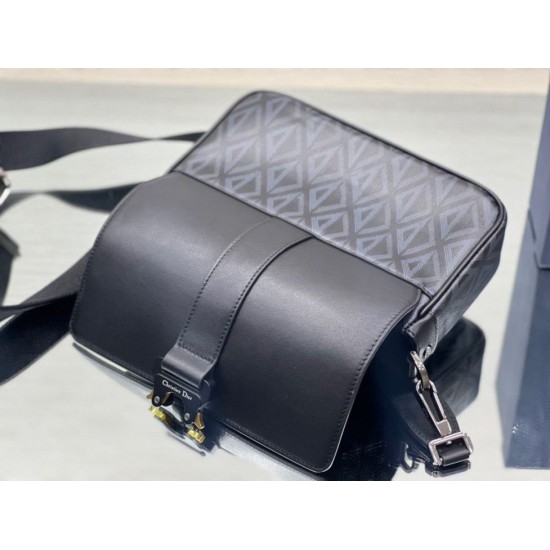 Replica Dior Hit the Road Messenger Borsa da uomo CD Diamond Black Replica Dior Hit the Road Messenger Borsa da uomo CD Diamond Black