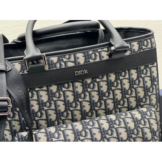 Replica Borsa tote Dior Explorer Dior Oblique Jacquard Nera Replica Borsa tote Dior Explorer Dior Oblique Jacquard Nera