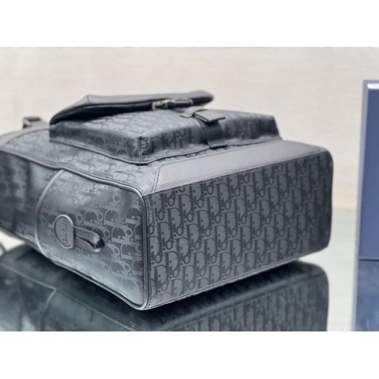 Replica Borsa tote Dior Explorer Tessuto tecnico Dior Oblique Mirage Nero Replica Borsa tote Dior Explorer Tessuto tecnico Dior Oblique Mirage Nero
