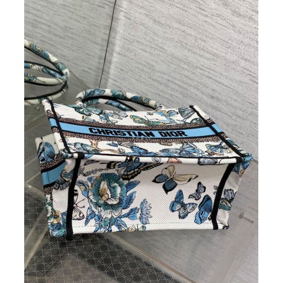 Replica Borsa tote Christian Dior piccola Dior Book ricamata con un blu notte bianco e pastello Replica Borsa tote Christian Dior piccola Dior Book ricamata con un blu notte bianco e pastello