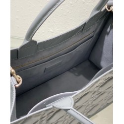 Christian Dior Borsa tote media Dior Book Grigia Motivo Macrocannage Christian Dior Borsa tote media Dior Book Grigia Motivo Macrocannage