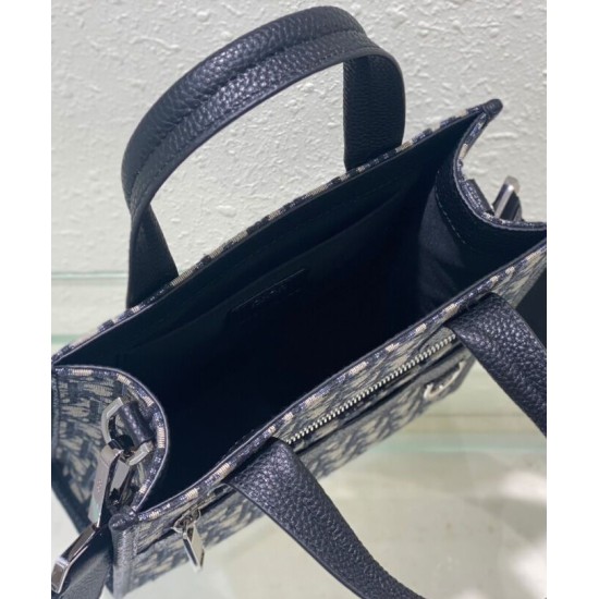 Replica Borsa da uomo Christian Dior Safari North-South Tote Blu scuro Dior Oblique jacquard Replica Borsa da uomo Christian Dior Safari North-South Tote Blu scuro Dior Oblique jacquard