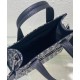 Replica Borsa da uomo Christian Dior Safari North-South Tote Blu scuro Dior Oblique jacquard Replica Borsa da uomo Christian Dior Safari North-South Tote Blu scuro Dior Oblique jacquard