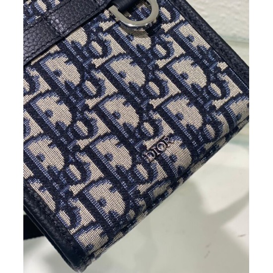 Replica Mini borsa tote Christian Dior Safari Nord-Sud Jacquard Dior Oblique blu scuro Replica Mini borsa tote Christian Dior Safari Nord-Sud Jacquard Dior Oblique blu scuro