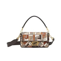 Fendi Baguette Borsa Media Motivo FF Ricamato Multicolor 8BR600 Caffè