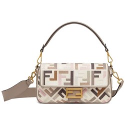 Borsa Baguette Media Fendi Motivo FF Ricamato Multicolor 8BR600 Grigio