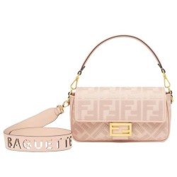 Borsa Baguette media Fendi con motivo FF in rilievo 8BR600 Rosa