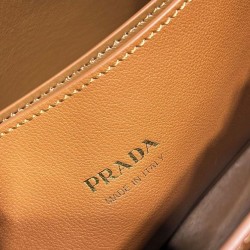 Borsa tote piccola Prada con cintura 1BA418 Caffè