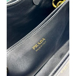 Borsa tote piccola Prada con cintura 1BA418 nera