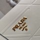 Replica Borsa Prada Symbole Piccola Con Impunture Bianche Replica Borsa Prada Symbole Piccola Con Impunture Bianche