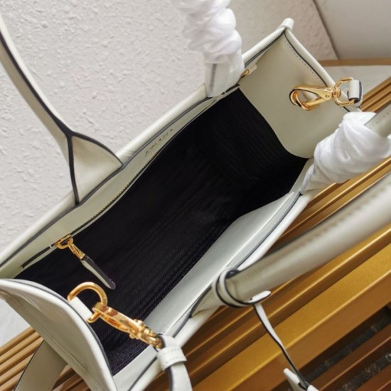 Replica Borsa Prada Symbole Piccola Con Impunture Bianche Replica Borsa Prada Symbole Piccola Con Impunture Bianche