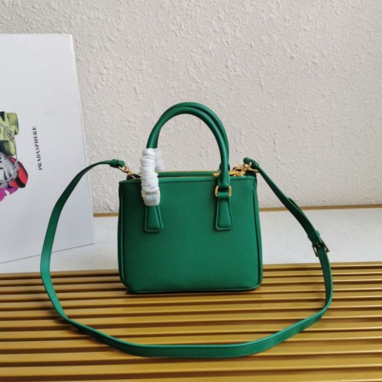 Replica Borsa Prada Mini Galleria Verde Saffiano Replica Borsa Prada Mini Galleria Verde Saffiano