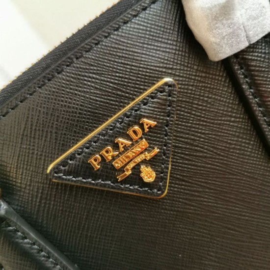 Replica Borsa Prada Mini Galleria Saffiano Nera Replica Borsa Prada Mini Galleria Saffiano Nera