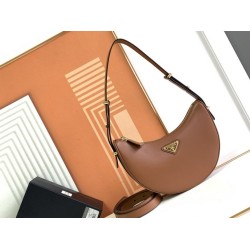 Borsa a spalla Prada Arque Marrone