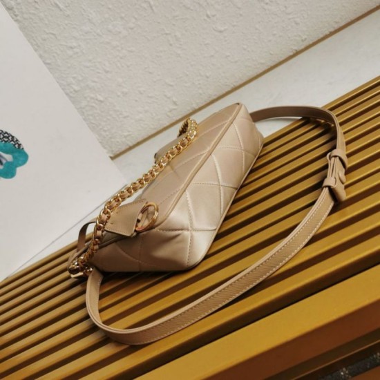 Replica Prada Riedizione 1995 Mini Borsa Chaine Re-Nylon Beige Replica Prada Riedizione 1995 Mini Borsa Chaine Re-Nylon Beige