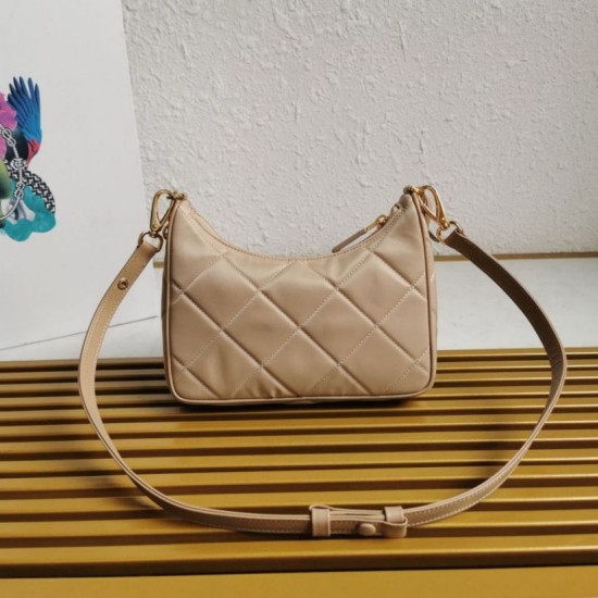 Replica Prada Riedizione 1995 Mini Borsa Chaine Re-Nylon Beige Replica Prada Riedizione 1995 Mini Borsa Chaine Re-Nylon Beige