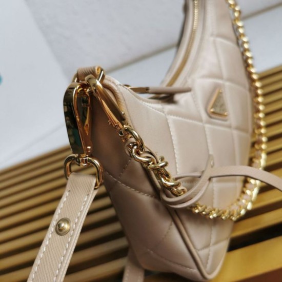 Replica Prada Riedizione 1995 Mini Borsa Chaine Re-Nylon Beige Replica Prada Riedizione 1995 Mini Borsa Chaine Re-Nylon Beige