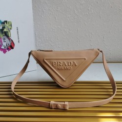 Borsa a tracolla triangolare Prada Beige