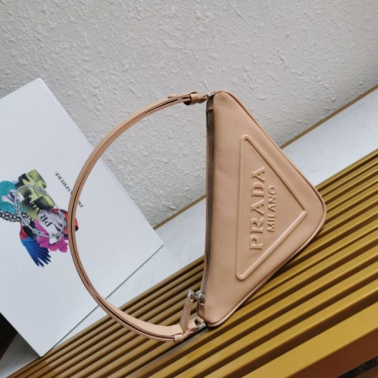 Replica Borsa a tracolla triangolare Prada Beige Replica Borsa a tracolla triangolare Prada Beige
