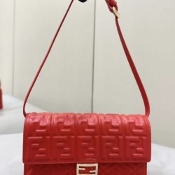 Portafoglio baguette Fendi su catena Borsa Fendi Rossa