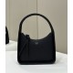 Replica Fendi Mini Fendessence hobo Selleria Fendi Borsa con 264 impunture cucite a mano Nera Replica Fendi Mini Fendessence hobo Selleria Fendi Borsa con 264 impunture cucite a mano Nera