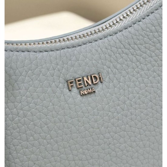 Replica Fendi Mini Fendessence hobo Selleria Fendi Borsa con 264 impunture cucite a mano Blu
