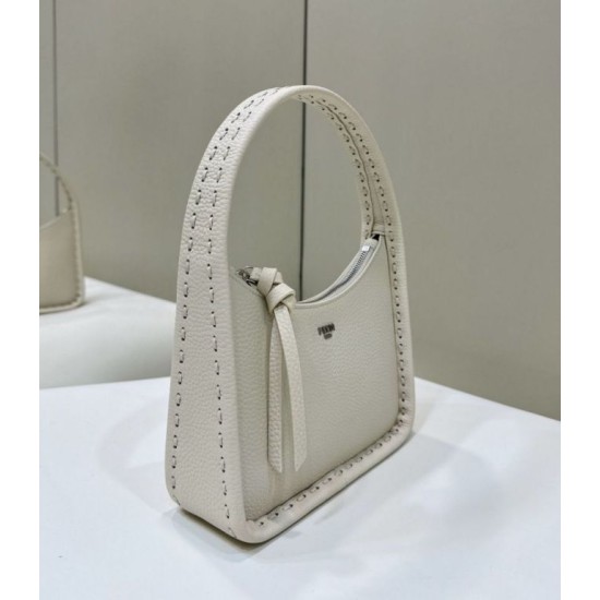 Replica Fendi Mini Fendessence hobo Selleria Fendi Borsa con 264 impunture cucite a mano Bianca Replica Fendi Mini Fendessence hobo Selleria Fendi Borsa con 264 impunture cucite a mano Bianca