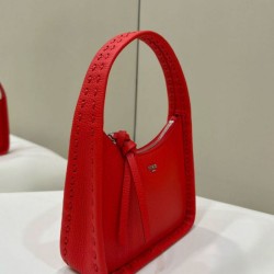 Fendi Mini Fendessence hobo Selleria Fendi Borsa con 264 impunture cucite a mano Rosso