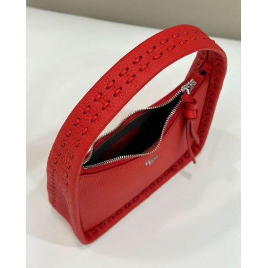 Replica Fendi Mini Fendessence hobo Selleria Fendi Borsa con 264 impunture cucite a mano Rosso Replica Fendi Mini Fendessence hobo Selleria Fendi Borsa con 264 impunture cucite a mano Rosso