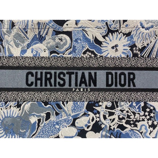 Replica Borsa Dior Media Book Tote Zodiac Fantastico Ricamo Blu Replica Borsa Dior Media Book Tote Zodiac Fantastico Ricamo Blu