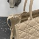 Replica Borsa Dior Media Book Tote con tracolla Borsa Dior Macrocannage Beige Replica Borsa Dior Media Book Tote con tracolla Borsa Dior Macrocannage Beige
