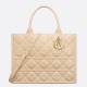 Replica Borsa Dior Media Book Tote con tracolla Borsa Dior Macrocannage Beige Replica Borsa Dior Media Book Tote con tracolla Borsa Dior Macrocannage Beige
