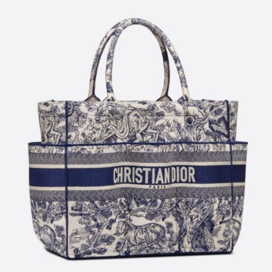 Replica Borsa tote Dior Catherine Toile de Jouy ricamata Blu Replica Borsa tote Dior Catherine Toile de Jouy ricamata Blu