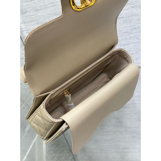 Replica Borsa Dior Jolie piccola con manico superiore Dior Cannage Beige Replica Borsa Dior Jolie piccola con manico superiore Dior Cannage Beige