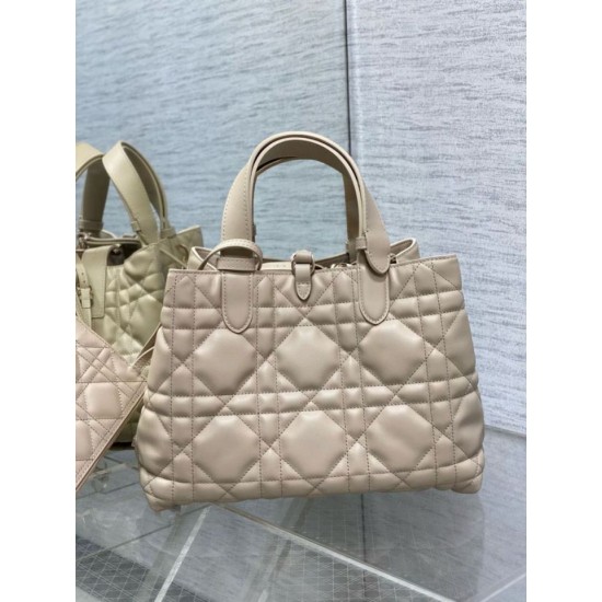 Replica Borsa Dior Toujours Media In Vitello Macrocannage Beige Replica Borsa Dior Toujours Media In Vitello Macrocannage Beige