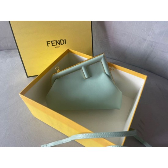 Replica Borsa Fendi Prima Piccola Borsa Fendi Nappa Verde Replica Borsa Fendi Prima Piccola Borsa Fendi Nappa Verde