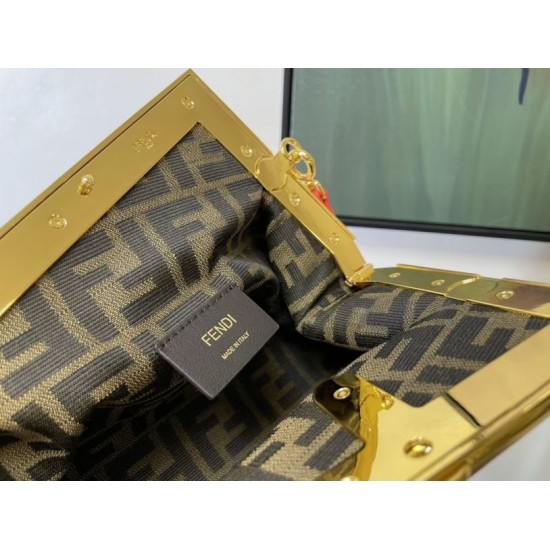 Replica Borsa Fendi Prima Piccola Borsa Fendi Nappa Rossa Replica Borsa Fendi Prima Piccola Borsa Fendi Nappa Rossa