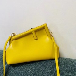 Fendi Prima Borsa Piccola Borsa Fendi Nappa Gialla