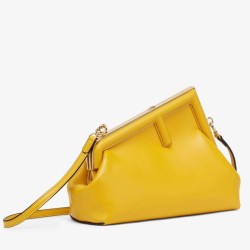 Fendi Prima Borsa Piccola Borsa Fendi Nappa Gialla