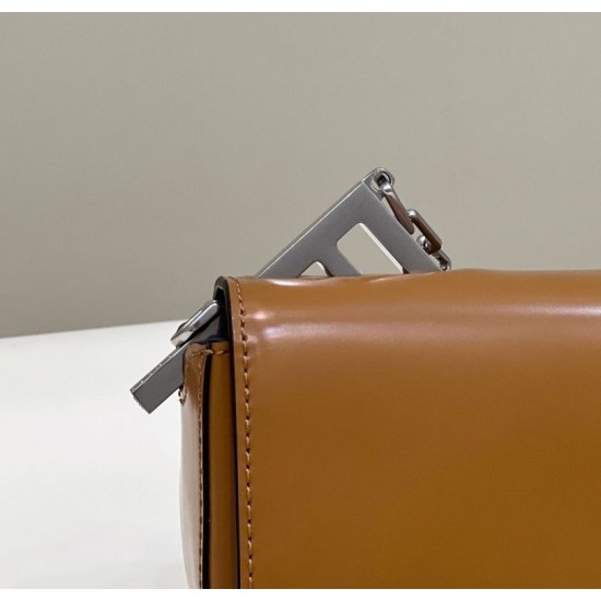 Replica Borsa a tracolla Fendi First Sight Fendi Mini Marrone Replica Borsa a tracolla Fendi First Sight Fendi Mini Marrone