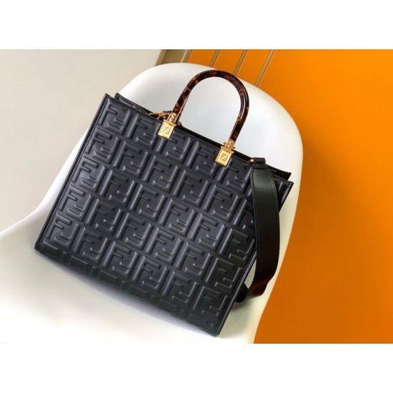 Replica Borsa shopper Fendi Sunshine piccola/media con motivo FF in rilievo 3D-Texture Nera Replica Borsa shopper Fendi Sunshine piccola/media con motivo FF in rilievo 3D-Texture Nera