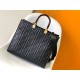 Replica Borsa shopper Fendi Sunshine piccola/media con motivo FF in rilievo 3D-Texture Nera Replica Borsa shopper Fendi Sunshine piccola/media con motivo FF in rilievo 3D-Texture Nera