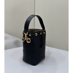 Fendi Mon Tresor secchiello Mini Borsa Fendi Con motivo FF Nera Fendi Mon Tresor secchiello Mini Borsa Fendi Con motivo FF Nera