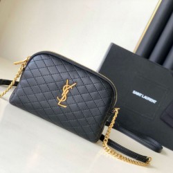 Pouch YSL Saint Laurent Gaby con cerniera trapuntato nero Pouch YSL Saint Laurent Gaby con cerniera trapuntato nero