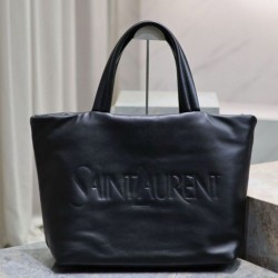 Borsa tote imbottita larga YSL Saint Laurent in nappa nera