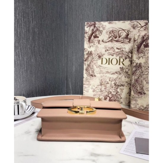 Replica Christian Dior 30 Montaigne Flap Borsa Rossa Replica Christian Dior 30 Montaigne Flap Borsa Rossa